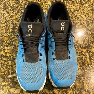 Men’s Size 14. Blue On Running Cloud 5. Used but good condition.